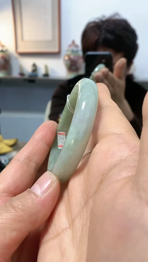 【闪购商品】翡翠手镯未镶嵌手镯57