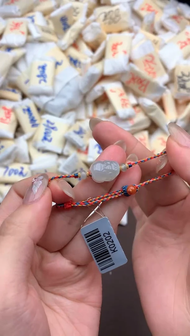 【闪购商品】翡翠手绳未镶嵌一