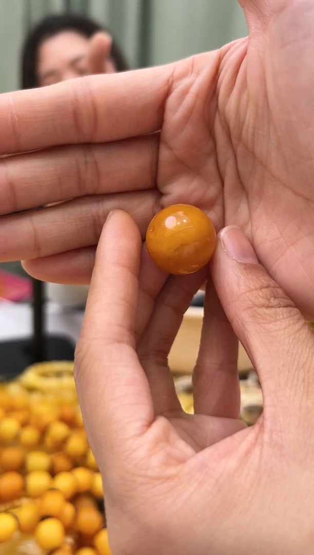 【闪购商品】琥珀手串未镶嵌蜜蜡瑕疵珠子
