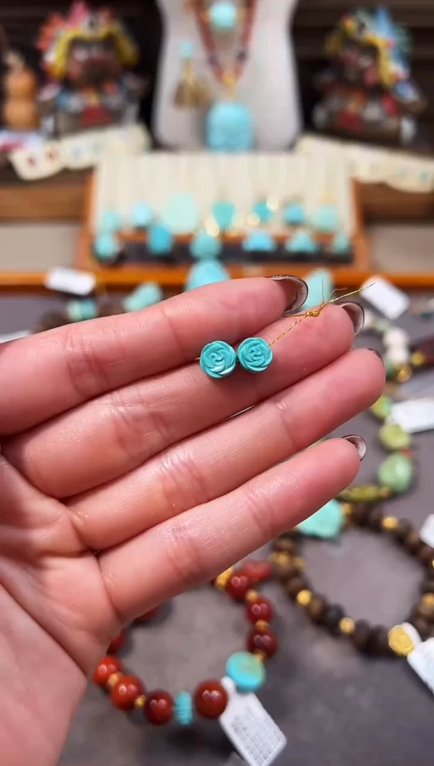 未镶嵌绿松石配饰小花