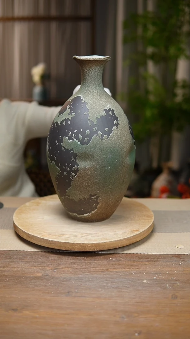 【闪购商品】陶瓷  花器诧寂复古绿保龄球瓶瑕疵