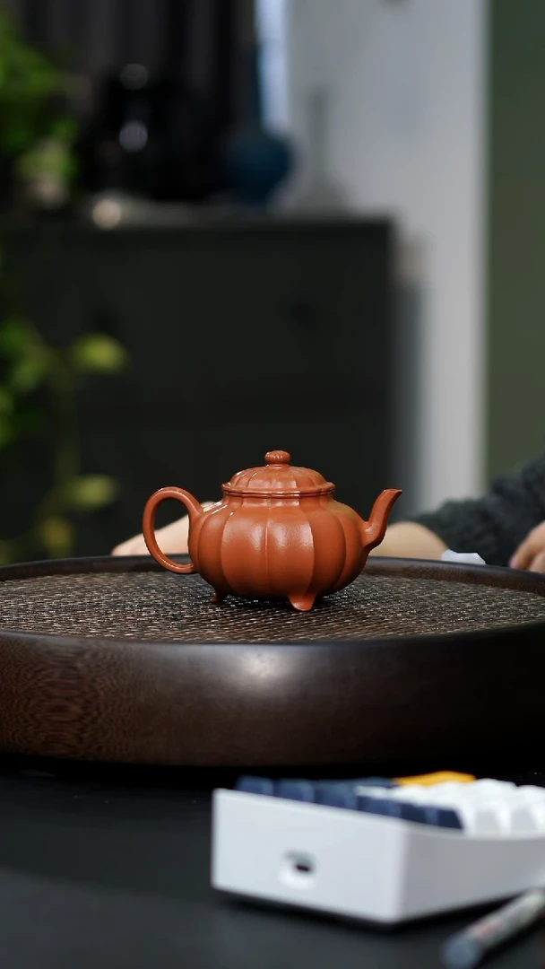 JCY-0422锦纹三足-朱泥-130cc