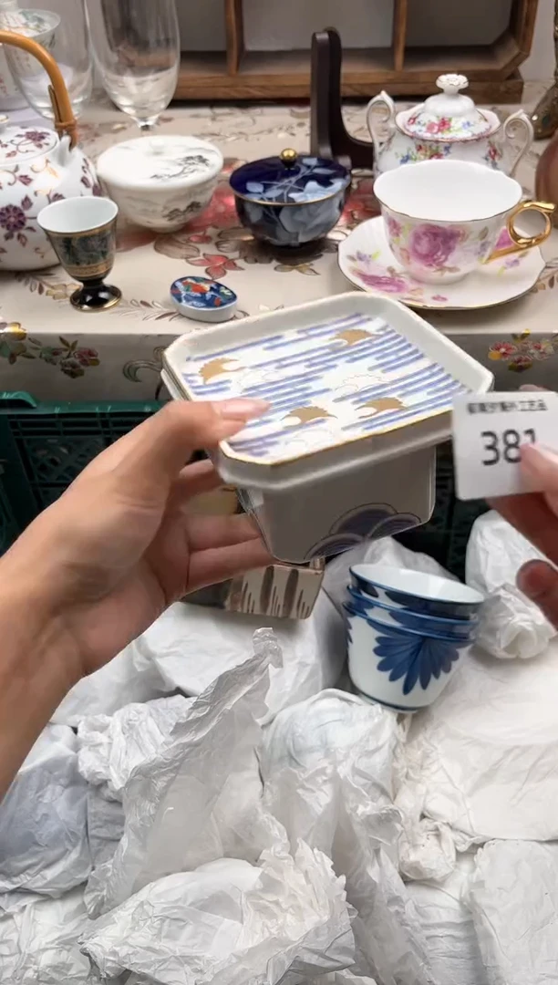 瓷片爱****呀N         381