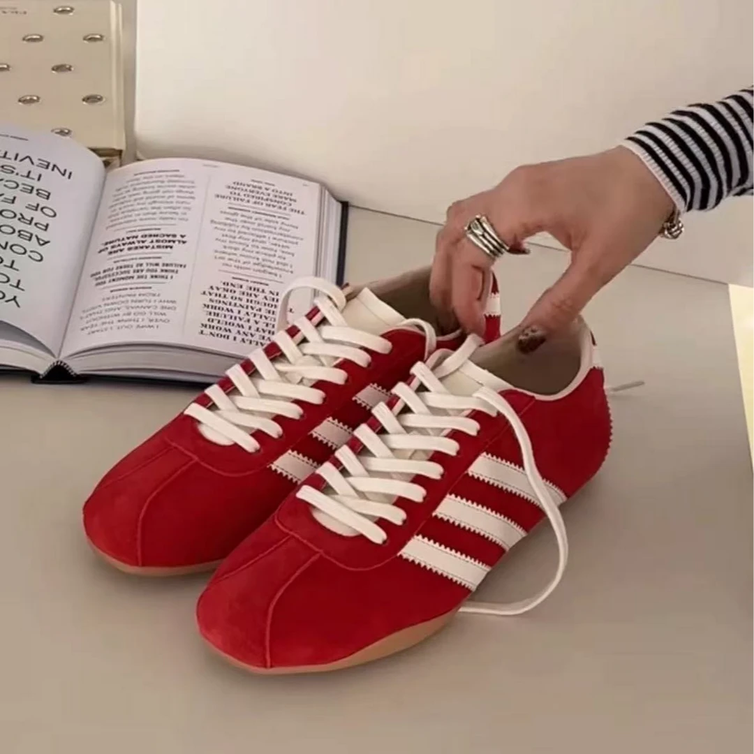 真皮女鞋2025新款时尚百搭平底系带休闲运动板鞋百搭德训鞋