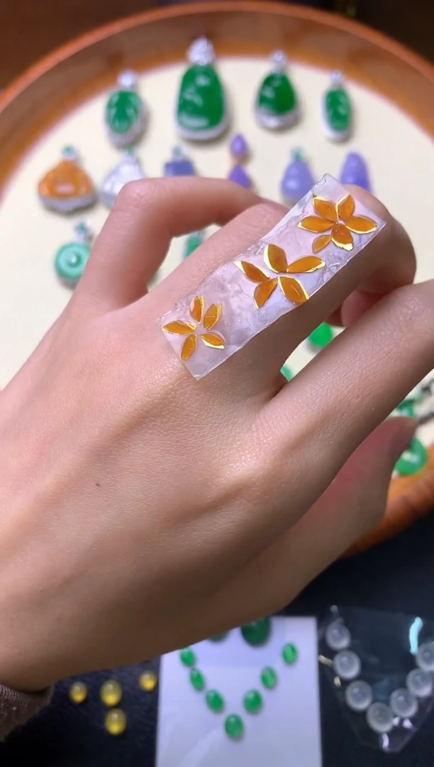 【闪购商品】定制翡翠未镶嵌裸石（镶嵌定制）