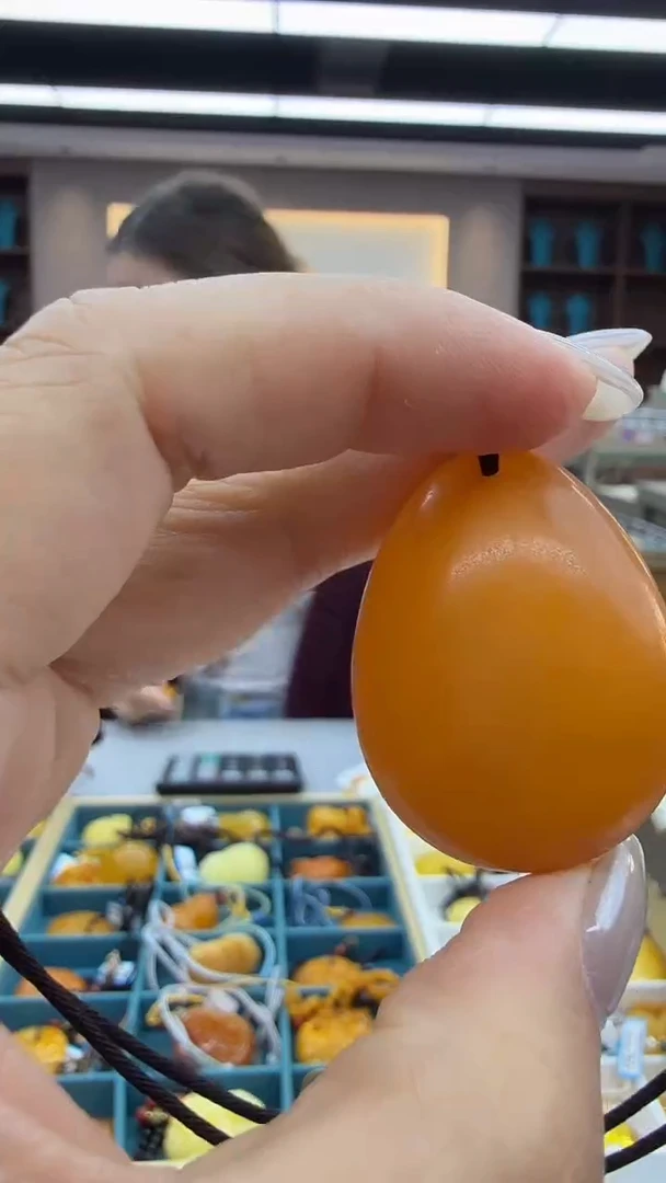 琥珀颈饰未镶嵌95秒拍号假一罚三