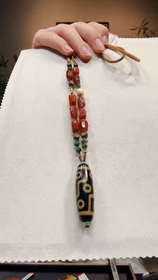 颈饰未镶嵌南红玛瑙项链