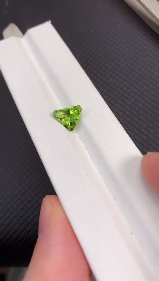 未镶嵌裸石橄榄石天然橄榄石2.63ct