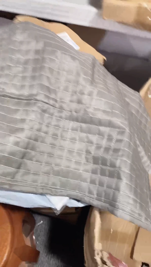 孤品灰色、白色枕套  2个