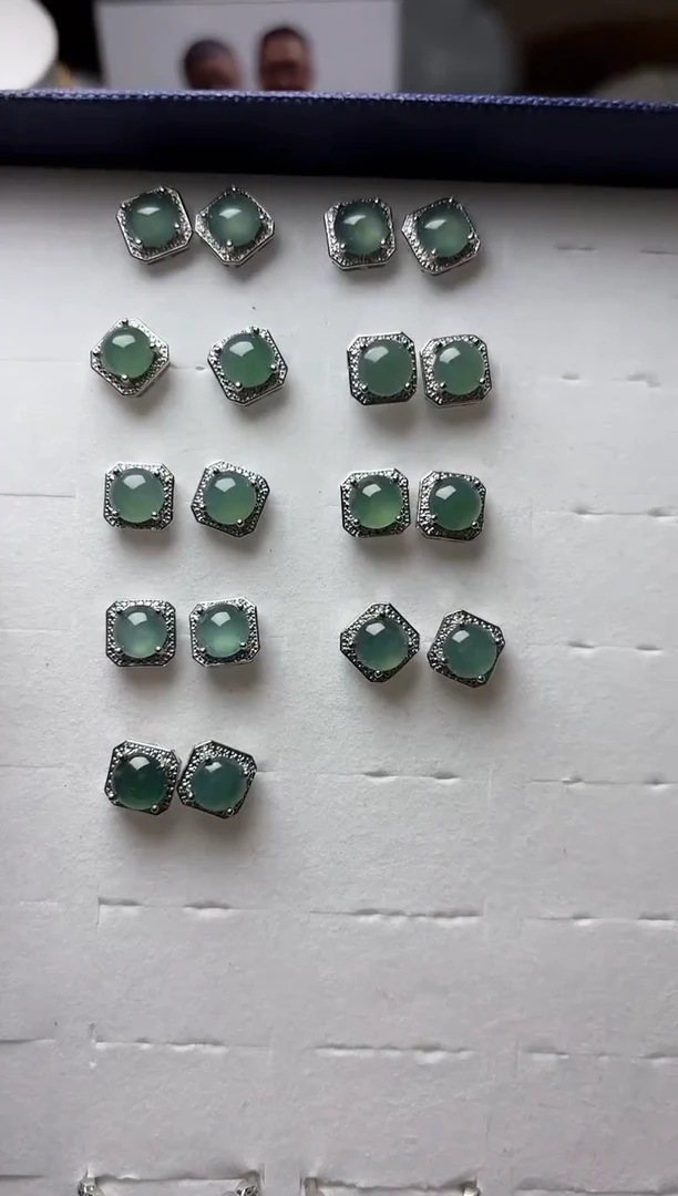 【闪购商品】翡翠耳钉未镶嵌耳钉【多样性发货一件】