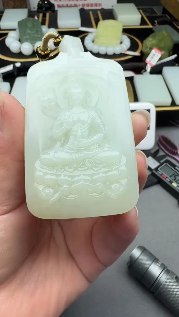 颈饰未镶嵌和田玉4