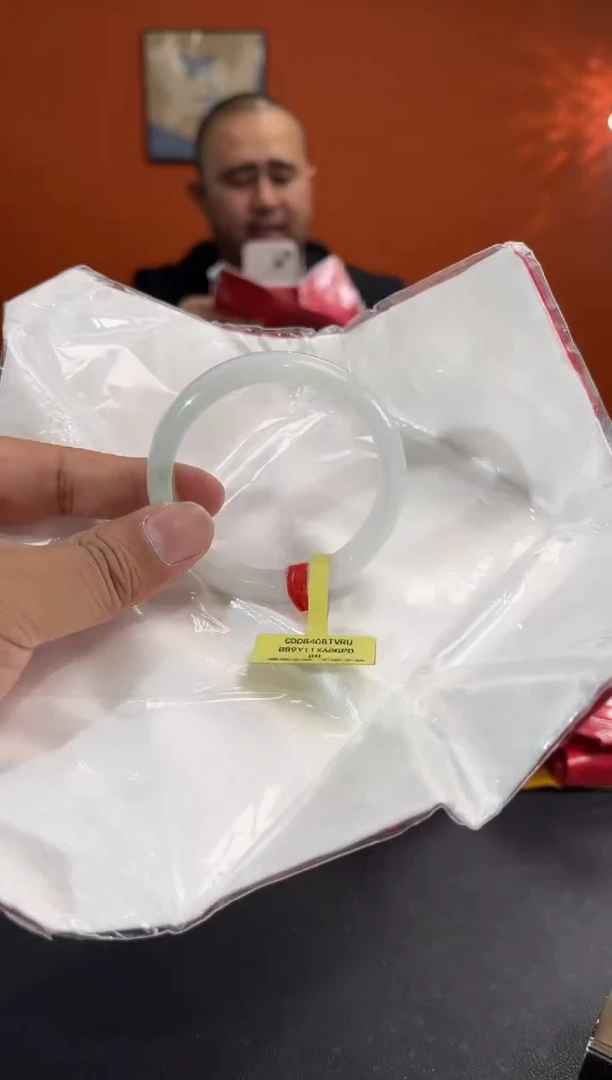 未镶嵌手镯翡翠15   53