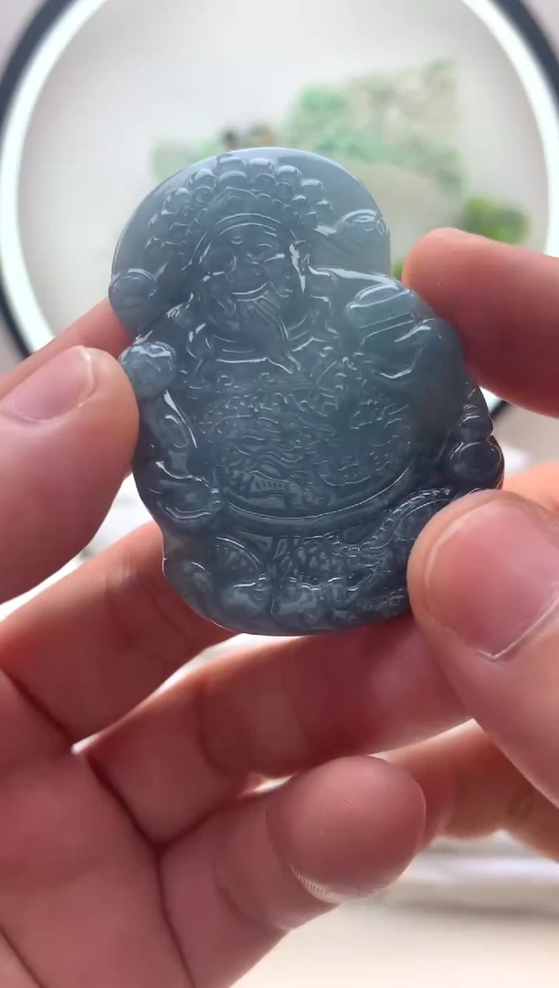 颈饰未镶嵌翡翠财神