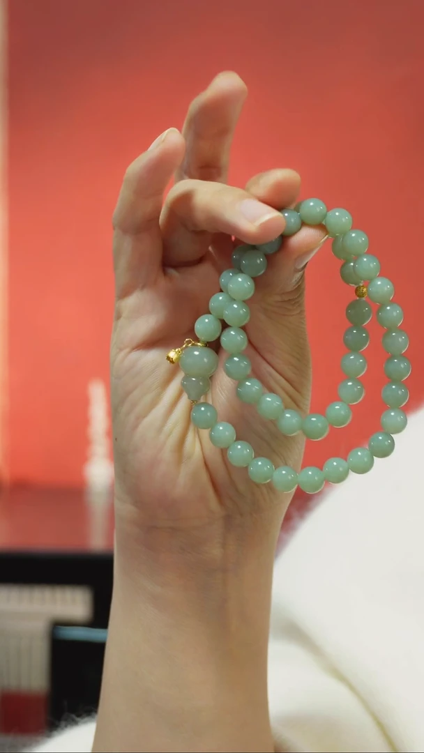 18K金镶嵌手链和田玉精致