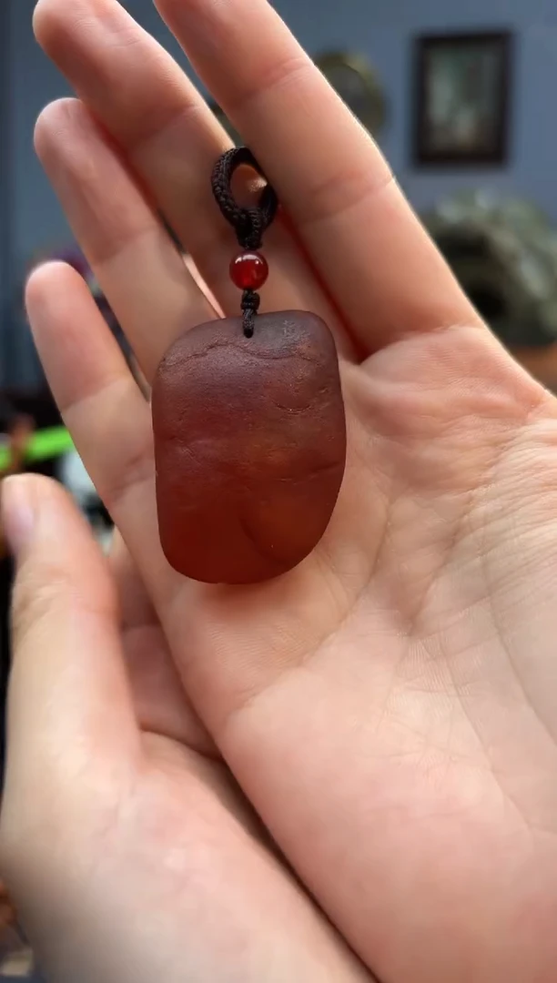 琥珀颈饰未镶嵌吊坠