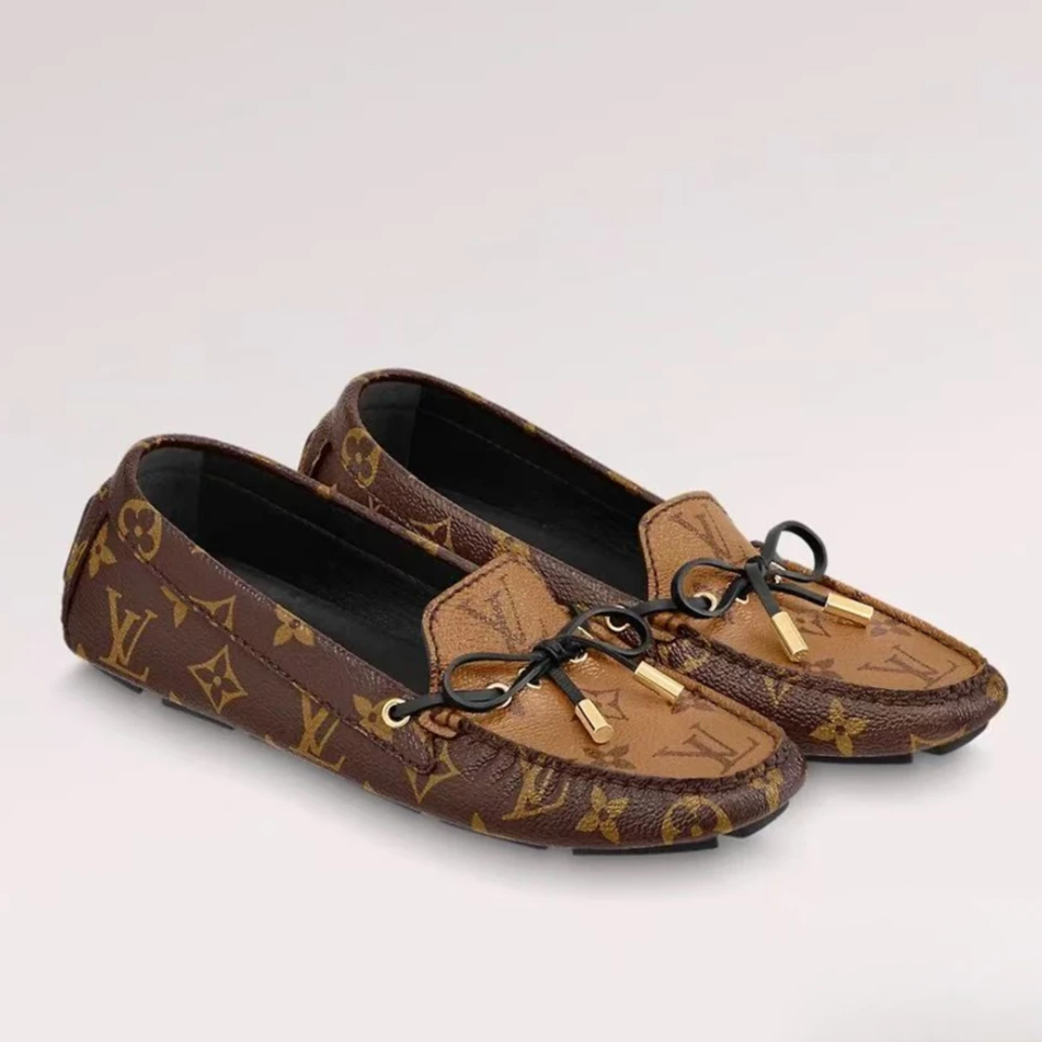 未使用 LouisVuitton/路易威登 Gloria 圆头平底 休闲单鞋