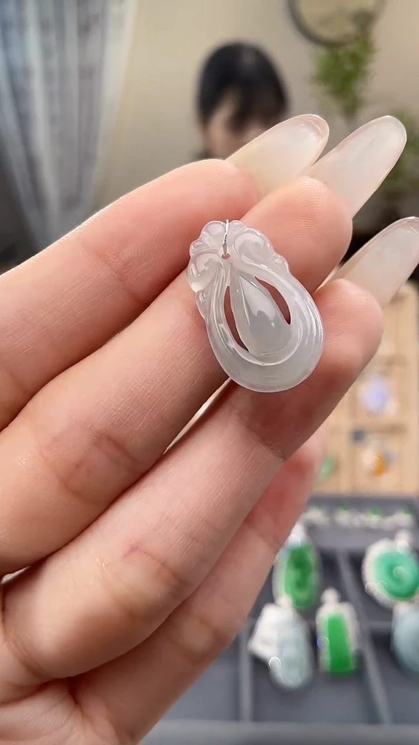 翡翠未镶嵌吊坠(不含链)福贝