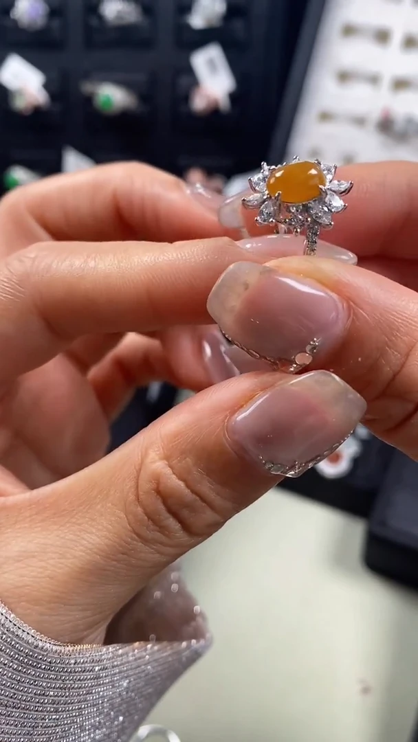 【闪购商品】翡翠戒指银S925镶嵌8856