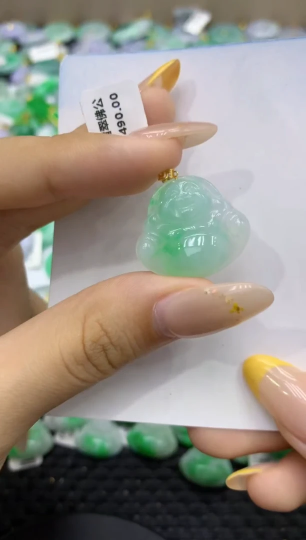 颈饰18K金镶嵌翡翠天然缅甸翡翠A货