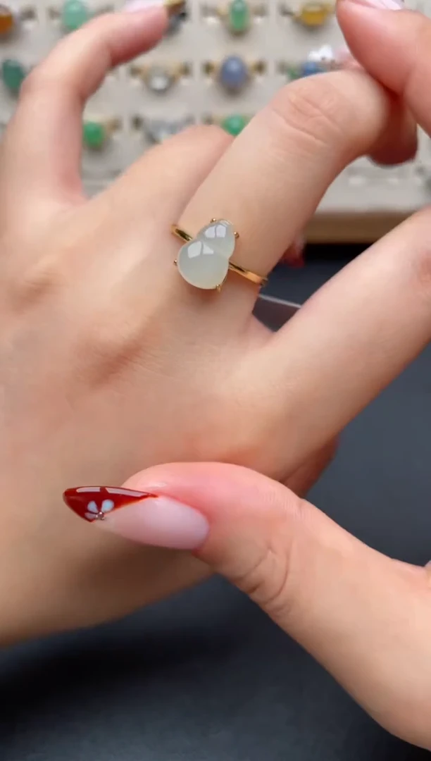 银S925镶嵌戒指翡翠一物一证一礼盒