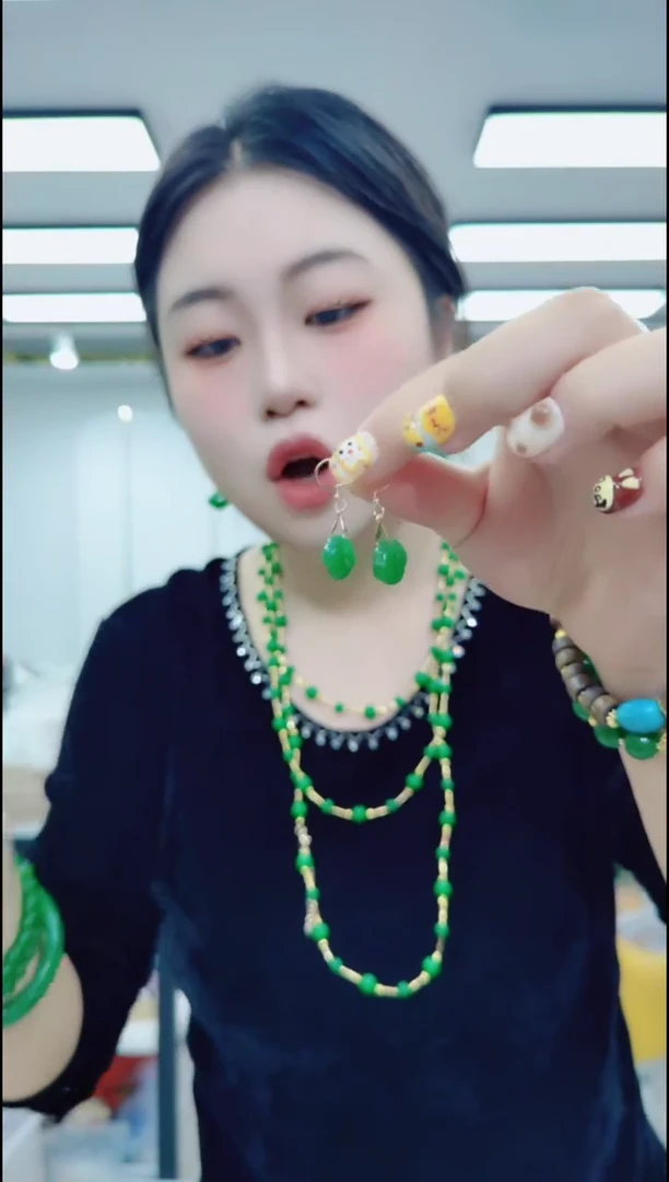 和田玉（碧玉）未镶嵌颈饰1601耳坠