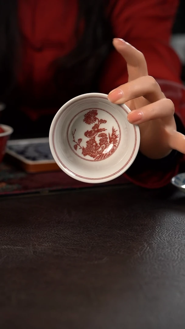 贵红窑豇豆红釉里红春竹 压手杯