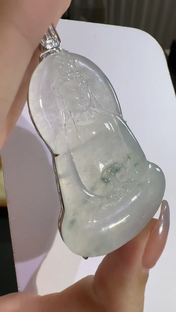 吊坠(不含链)18K金镶嵌翡翠【源头工厂】钻石镶嵌