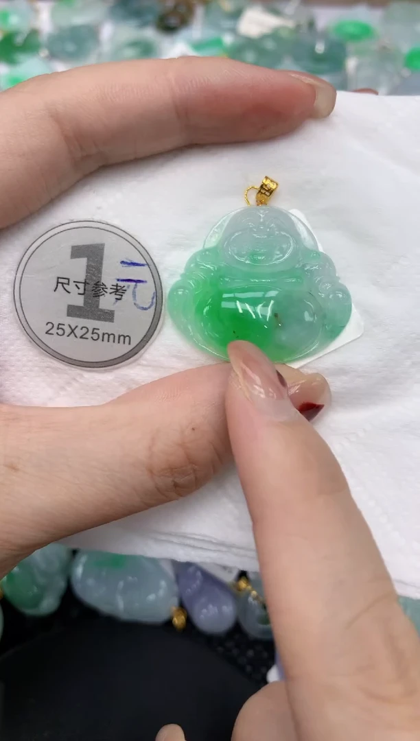 翡翠18K金镶嵌颈饰1111111