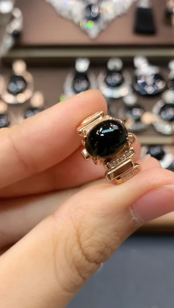 18K金镶嵌戒指翡翠C63