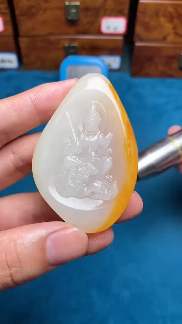 和田玉未镶嵌挂件和田玉