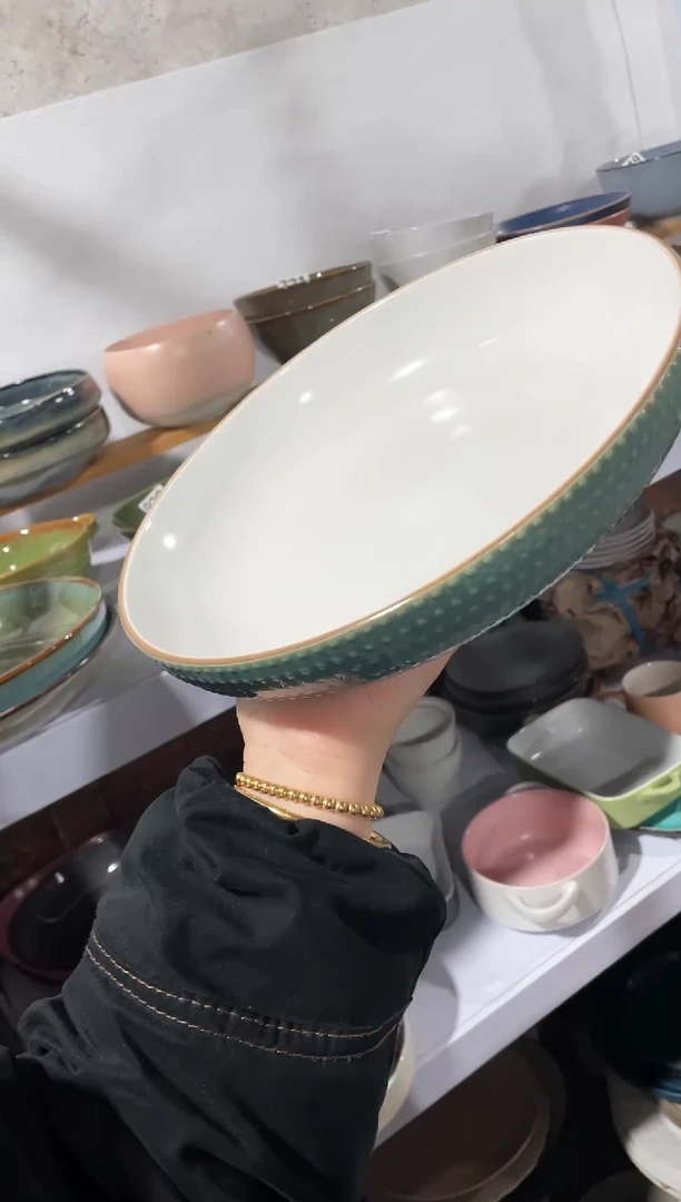 【闪购商品】碗微瑕（1件套）波点蓝色浮雕深盘