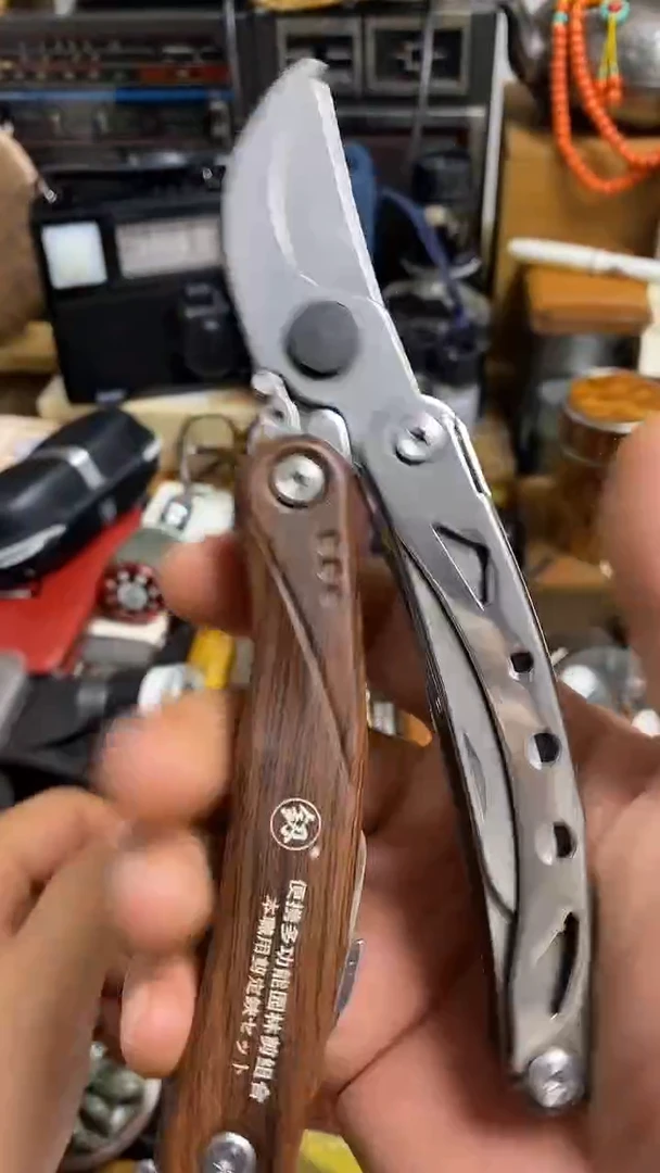 瓷片闪购商品，如图所示