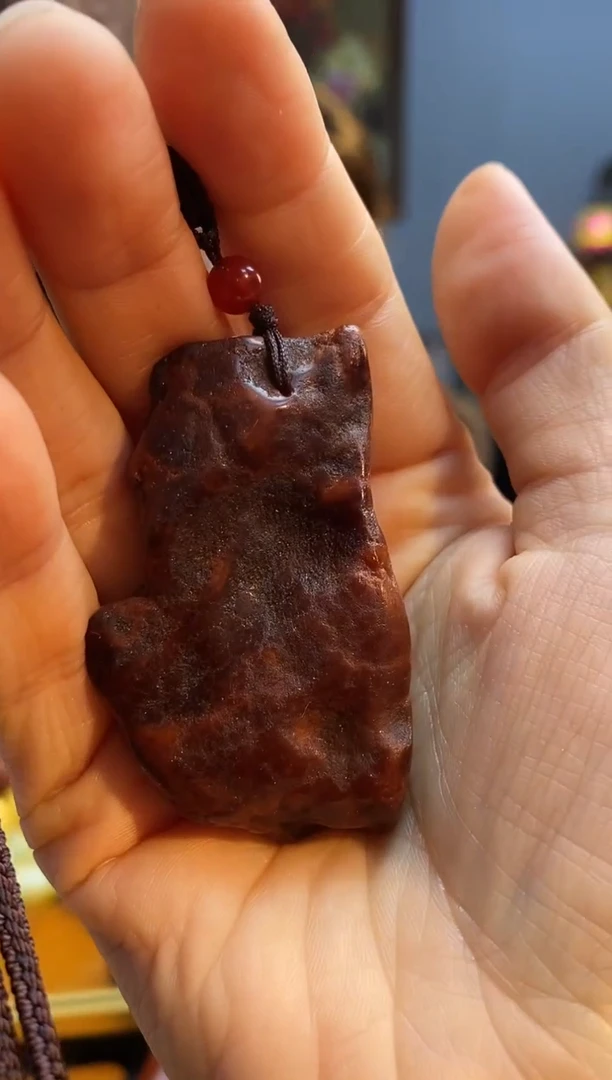 琥珀颈饰未镶嵌挂件