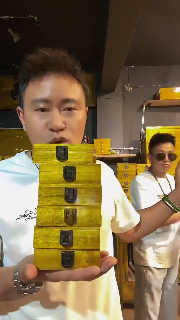 金丝楠金丝楠木制品10.7.3盒子一个