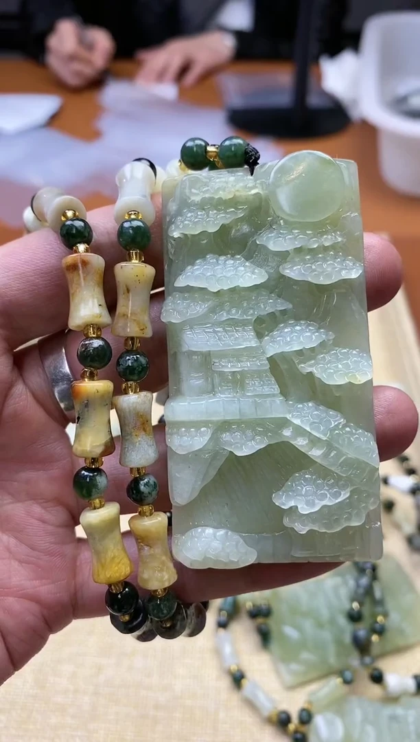 【闪购商品】蛇纹石玉其它未镶嵌多样性发货一个