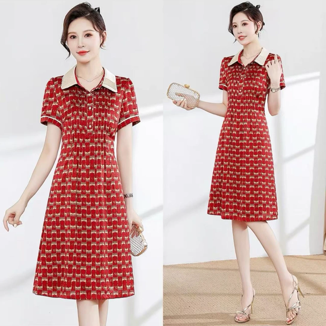 夏季新款显瘦遮肉贵气缎面娃娃领连衣裙