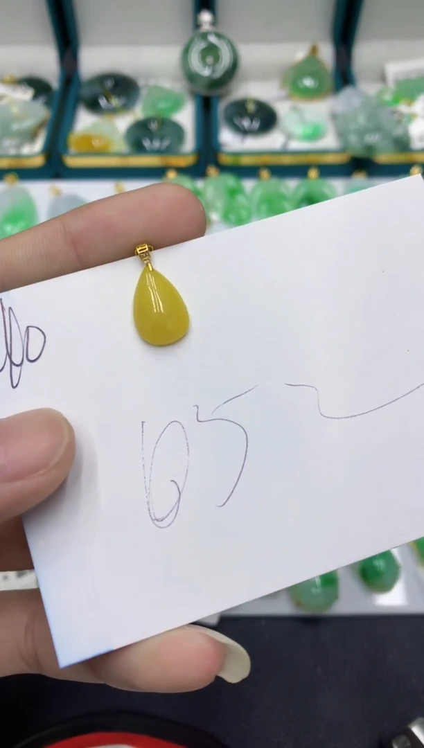 【闪购商品】翡翠颈饰18K金镶嵌翡翠