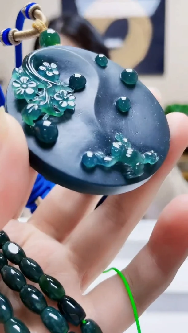 未镶嵌定制翡翠吊坠220