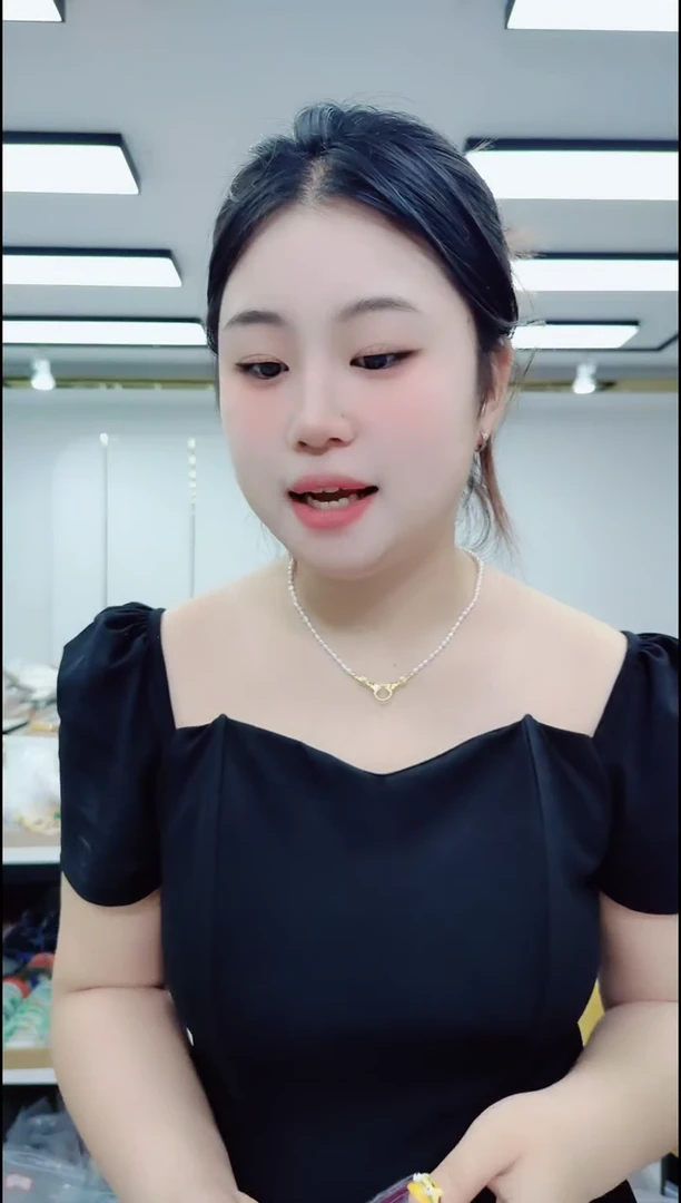 淡水珍珠合金颈饰2240白手拉手