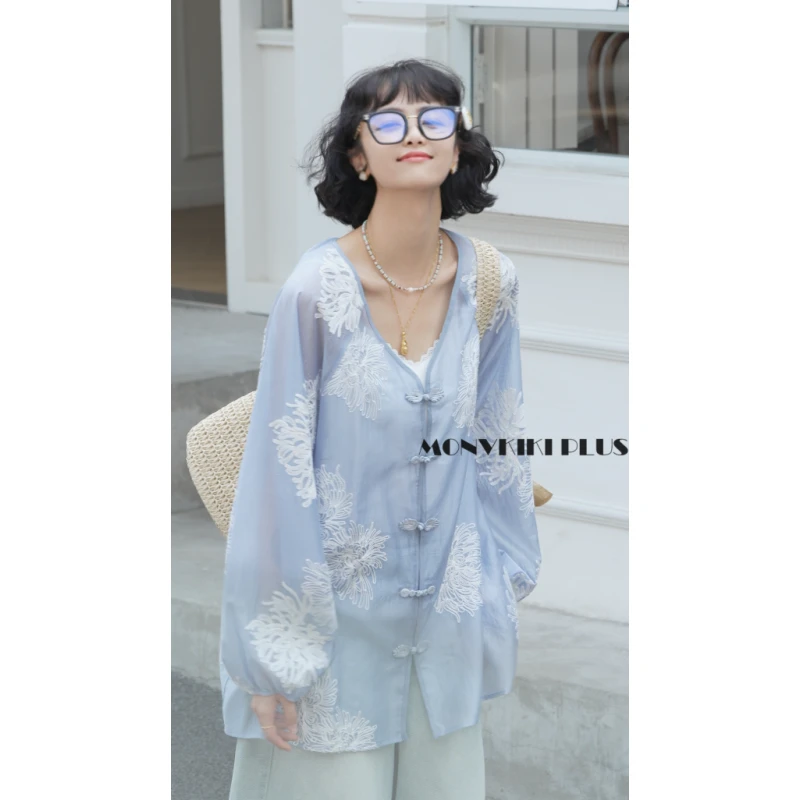 MoNvKiKiPlus2“蓝眼泪2“大码微胖60%天丝新中式刺绣衬衫#1181