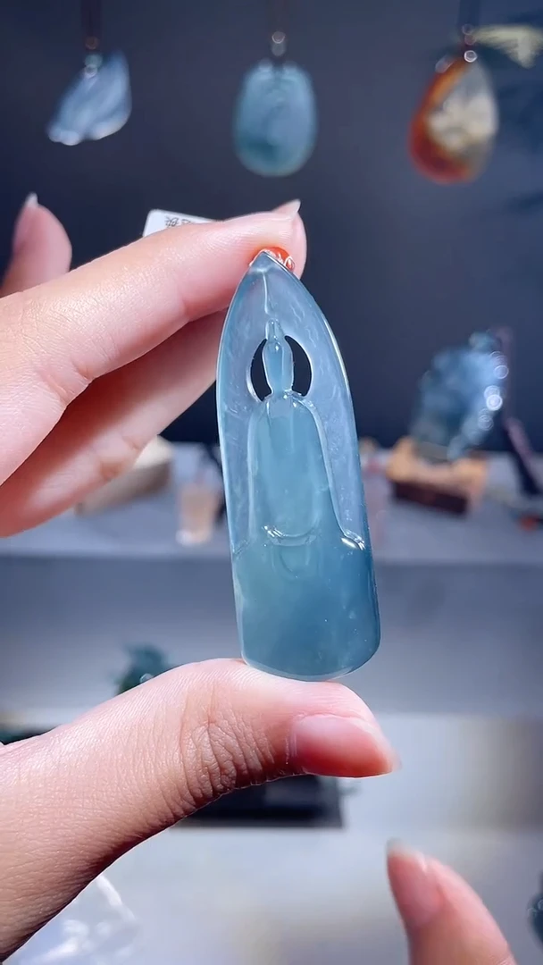 颈饰未镶嵌翡翠悟道