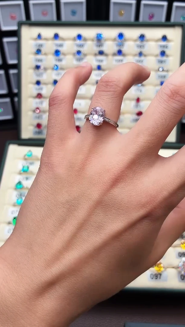 银S925镶嵌戒指绿柱石（摩根石）333