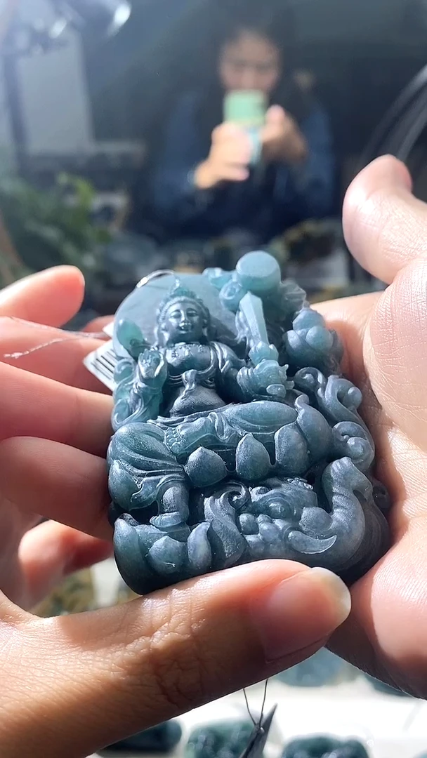 【闪购商品】定制翡翠未镶嵌翡翠毛货不退不换3.9