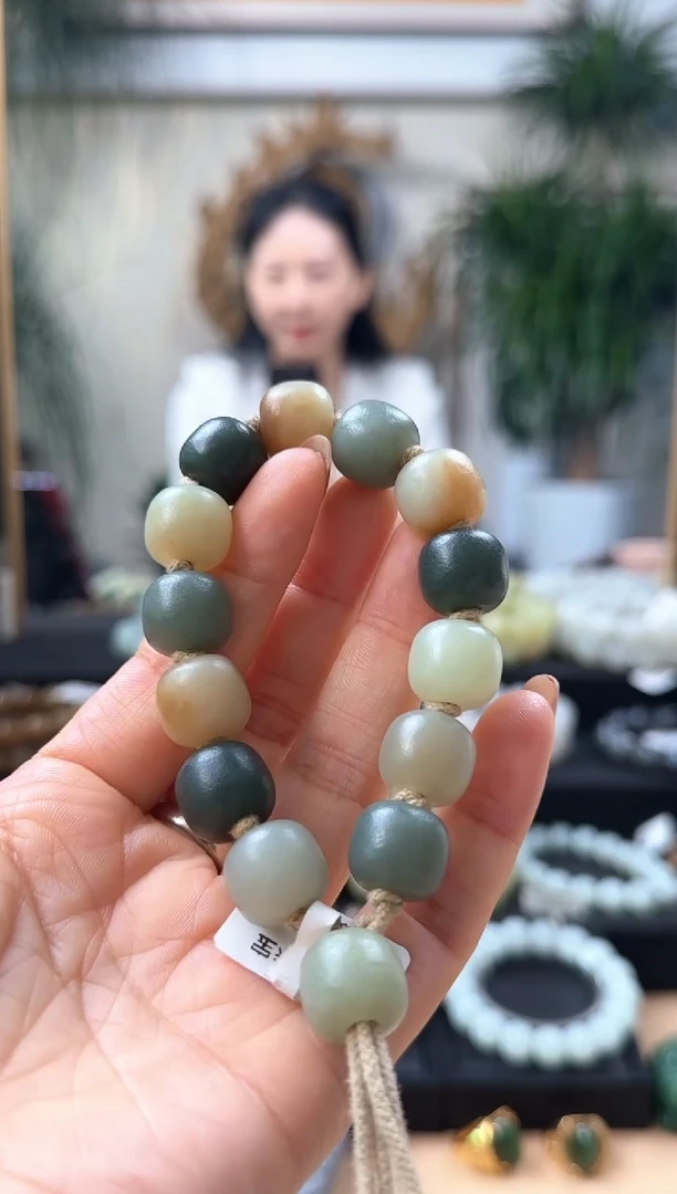 手串未镶嵌和田玉手串