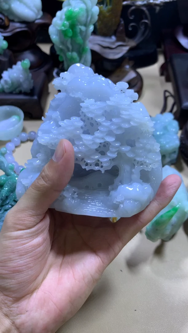 翡翠摆件未镶嵌翡翠摆件