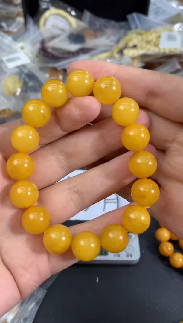 蜜蜡未镶嵌珠宝奇石1