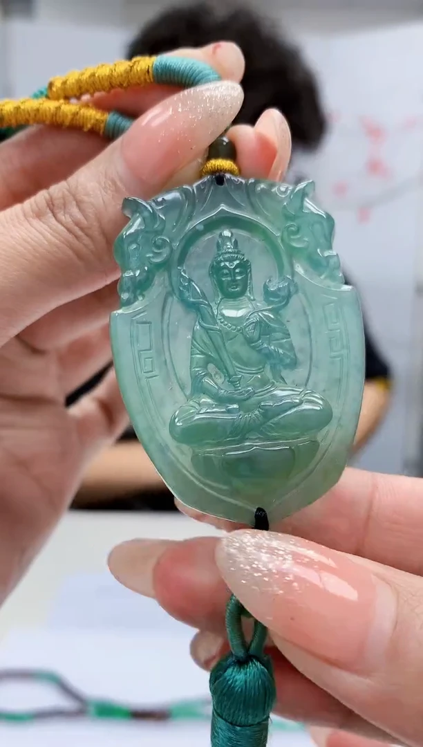 【闪购商品】定制翡翠未镶嵌4688MM-毛货挂件406赠珠链