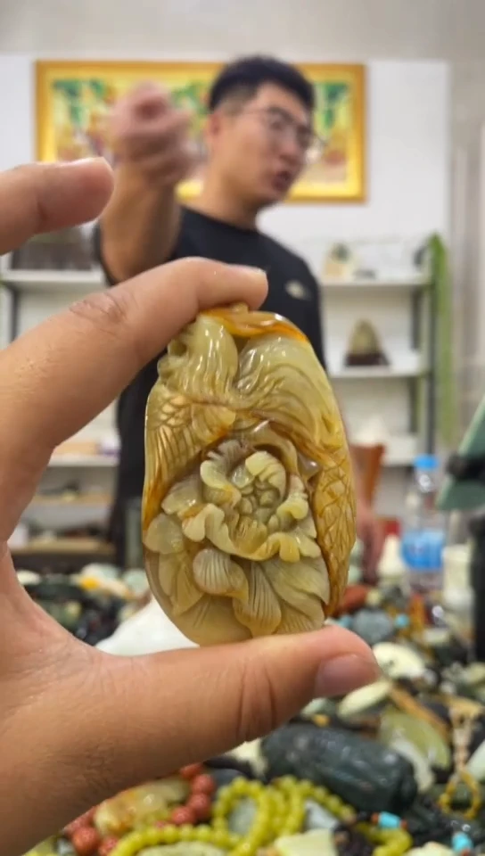 未镶嵌岫玉手把