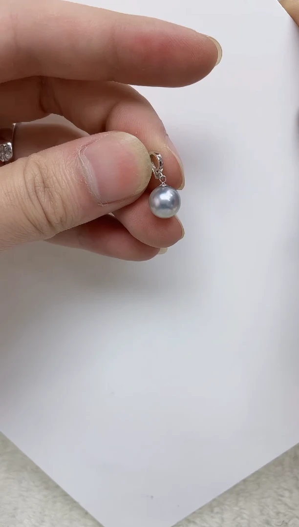 颈饰18K金镶嵌海水珍珠