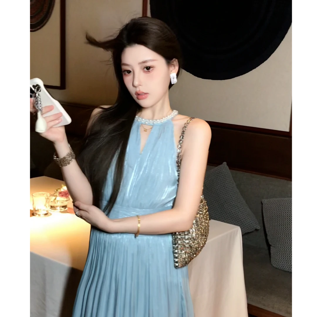 大璐●【海之言】时尚气质挂脖珍珠镶嵌高级感连衣裙DLX5LYQ9536A